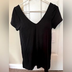 ✨NWT✨ Athleta Essence Support Top